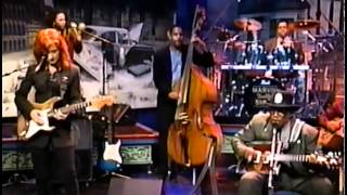 Bo Diddley & Bonnie Raitt - Who Do You Love [2-26-96]