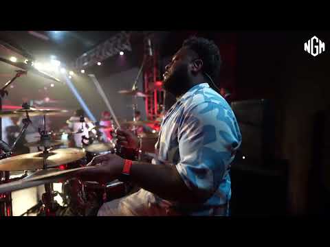 An' Ale (Live Version) Obeyi Xperience