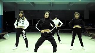 That&#39;s Right-ciara a pink by Zippy cover dance