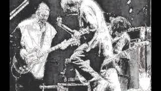 Neil Young vesves Crazy Horse Surfer Joe vesves Moe The Sleaze / T Bone 1990 - The Best Documentary