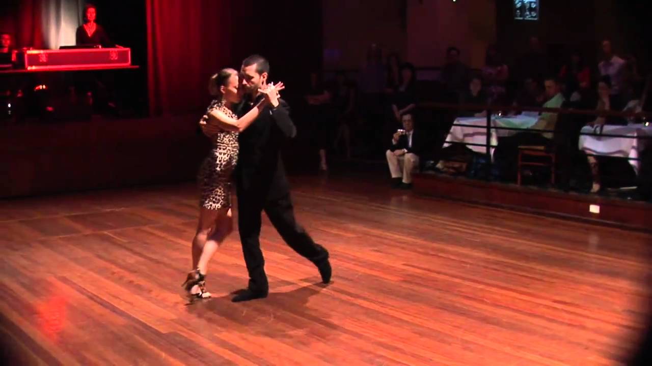 Javier Rodriguez y Andrea Misse   Welcome Milonga, 30 September 2010, Dance 2