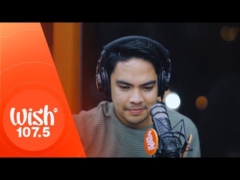 Jason Marvin performs "Ikaw Pa Rin" LIVE on Wish 107.5 Bus