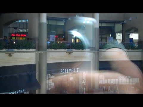 UNBELIEVABLY LOUD Montgomery Hydraulic Elevator-Westfield Downtown Plaza-Sacramento, CA