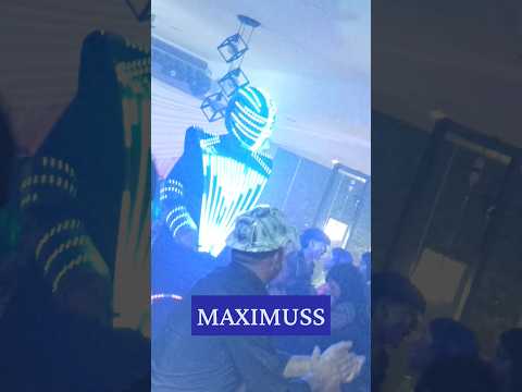 Presencia en Evento Privado Show Robot LED #djnitro #charatachaco #15años #15years #fieston