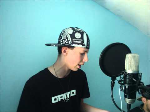 School Boy - Cresco lentamente