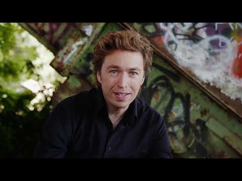 Cash Card by Peter Eggink & Armanujjaman Abir - Deceptive Dreamz