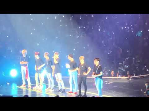 BTS Love Yourself World Tour, L.A. 180906: Ment (3)