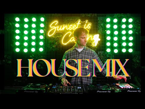 House Mix by MAKREE | Sunset is Calling