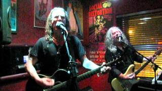 New Model Army - Live @ Closer Alternative Bar, Athens, Greece - 8 June 2012 - Bad Old World