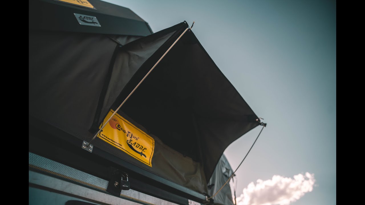 Eezi-Awn Sabre Hard Shell Roof Top Tent