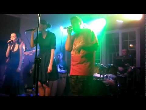 Pax Unity - Discomuffin