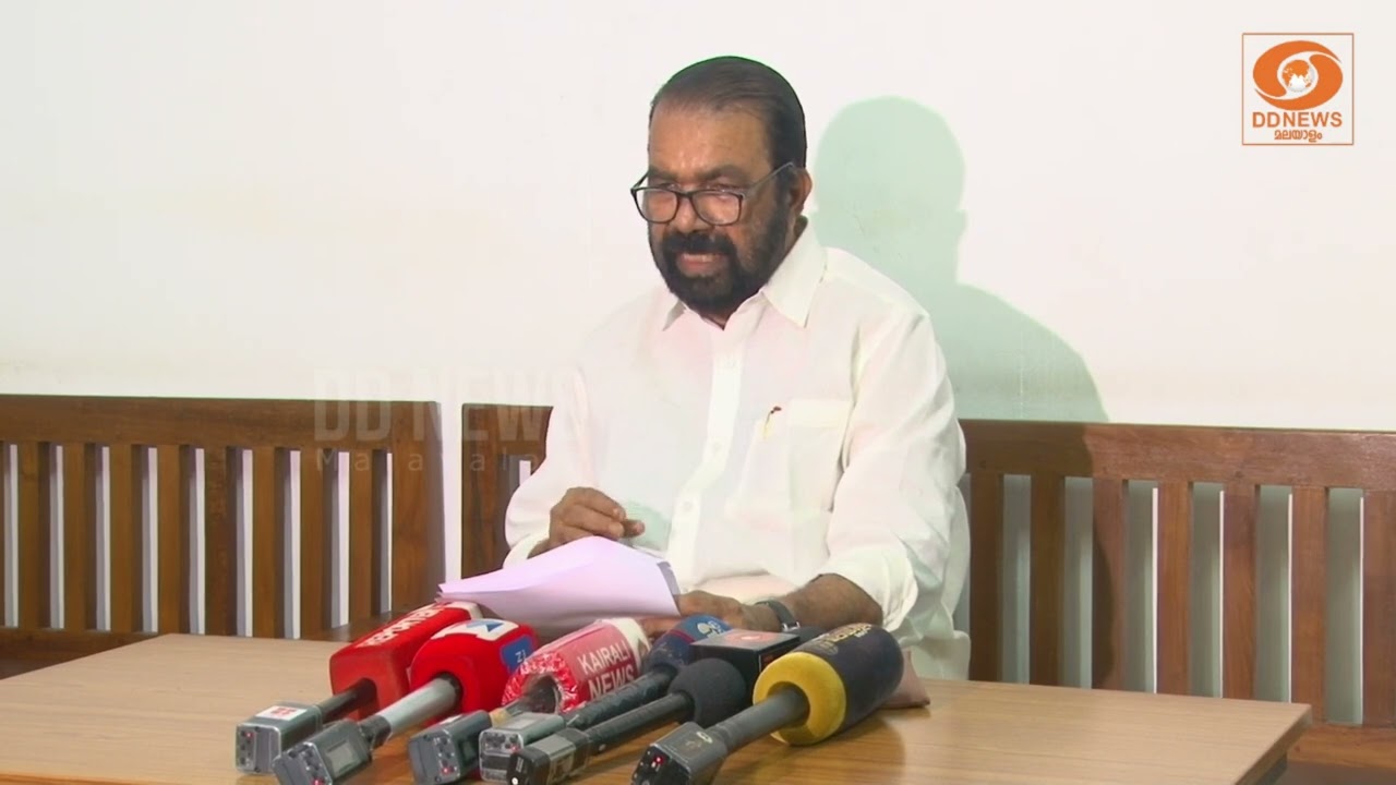 "റീൽ ഭരണം.. വാഴോട്ടുകോണം കൗൺസിലർ ഉൾപ്പെടെയുള്ളവർ തിര