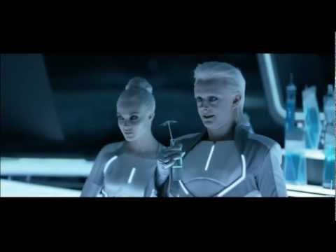 TRON LEGACY - MICHAEL SHEEN AS CASTOR