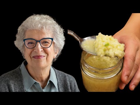 My grandmother eats 1 spoon a day. Grandma always runs like a young and healthy girl