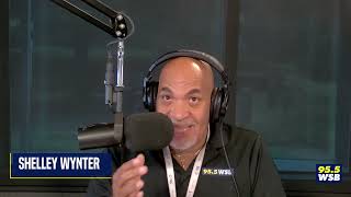 Darius Williams Sounds the alarm and they attack him