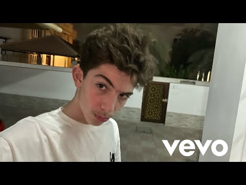 DJ MKL/LENUMZIUS - MONKEY MAYHEM (Music Video) [Gorilla Tag]