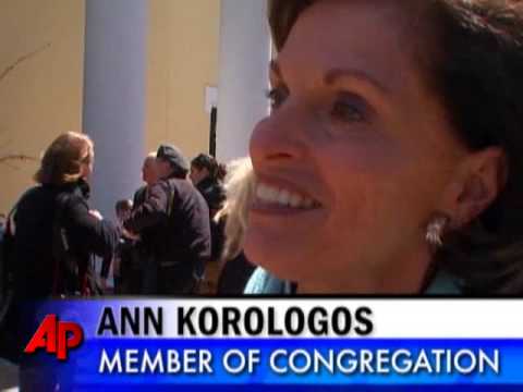 Obamas Attend Easter Services at St. John's