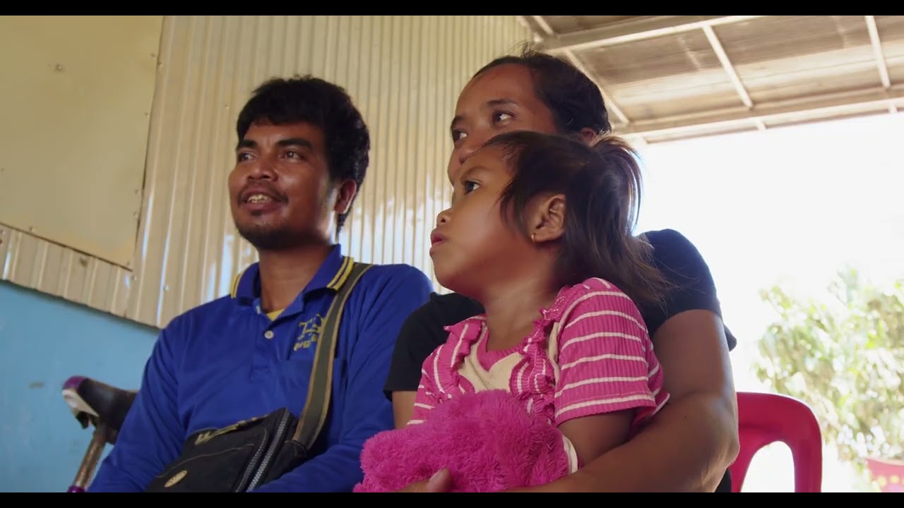 When Families Need Help: Social Worker Step In