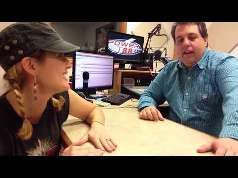 Promotional video thumbnail 3 for Peppi Garrett - Comedian & Keynote Speaker