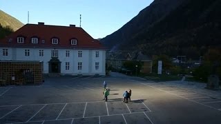 Norwegians use giant mirrors to reflect sunlight into town square