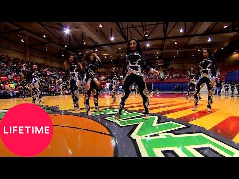Bring It!: Stand Battle: Dolls vs. Infamous Dancerettes - Medium (Season 3, Episode 12) | Lifetime