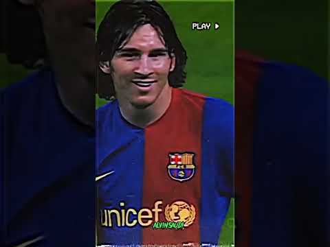 Messi destroyed Roberto Carlos