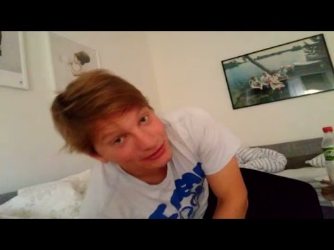 Videoblogg: Julius och Björn "Lär känna oss på morgonen" - Spring! (TV4)