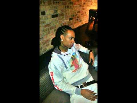 Ahunna Stacks "I'm Day Day World"