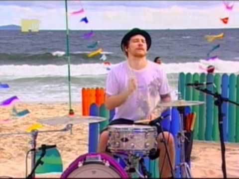 Luau Mtv 2011 - Nx zero - Só rezo Só Rezo 0.2 (Feat. Emicida)