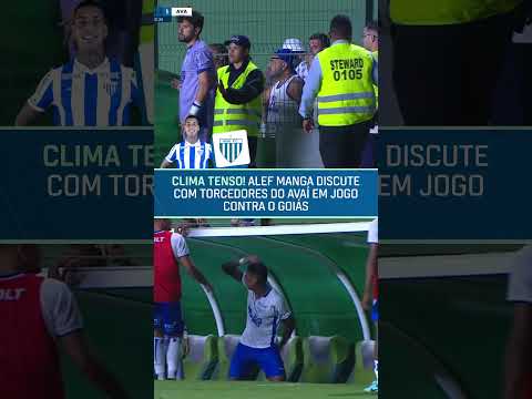 Fechou o tempo! Ele discutiu com torcedores #shorts