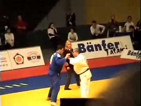 JUDO 2009 Grand Prix: Yasuyuki Muneta 棟田 康幸 (JPN) - Pierre Robin (FRA)