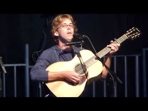 Fred Pellerin - Tenir Debout / Lac Mégantic / 2 Août 2013