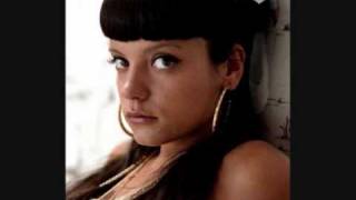 Lily Allen - Who'd have known  --with Lyrics--