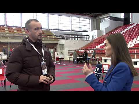 Procesi i votimit nis në kohë në qendrën më të madhe të votimit në Prishtinë- 14.02.2021-Klan Kosova