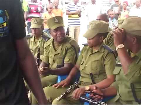 Mtoto Yohana afanya maajabu,Maaskari wakubali#Amani kwanza kwa kila Mtanzania