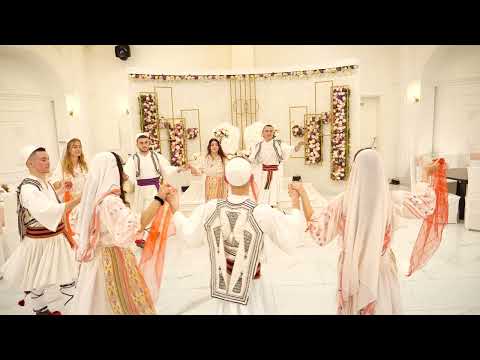 BELSH TV - Fryn Veri:  Miri Muka dhe Agron Zhuga. Klarinetë: Idajet Shtëpënja. Tastierë: Lenc Muka.