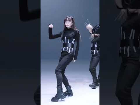 wayb(웨이비) noze(노제) cut