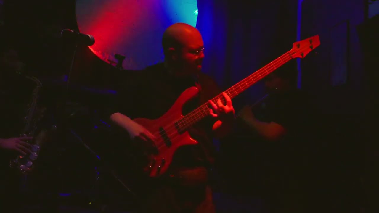 Sebastian Sanhueza - Choque EN VIVO @ Bar Vienés, Viña del Mar