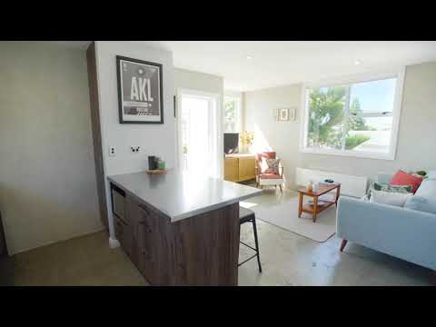 10/76 Freyberg Street, Lyall Bay - Wellington (Nikki Baddeley & Craig Lowe)