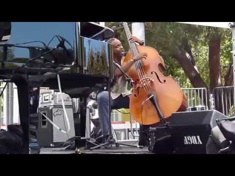 Alex Blake Solos on Bass (with Jerry Gonzalez and the Fort Apache Band)