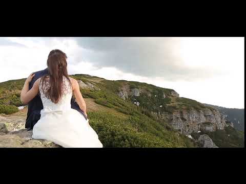 Couple Looking At The View - Free Copyright Download