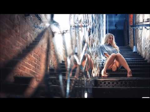 David Amo & Julio Navas & Rober Gaez - This Is True House (MÈTIS Rèvolte)