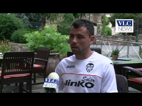 Politscope - Entrevista a Javi Fuego, jugador del Valencia CF (12/07/2013)