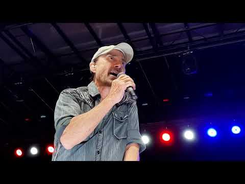 Lee Greenwood - "Proud to be an American  God Bless The U. S. A." Port Charlotte, Florida (11/21/20)