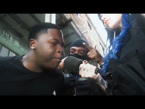 MC MARTINS SP - FUNK NÃO É CRIME | DJ KIK PROD. (CLIPE OFICIAL) Doug Filmes