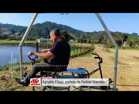 Pedras Grandes inaugura "carro voador" no Parque Casa dos Arcos