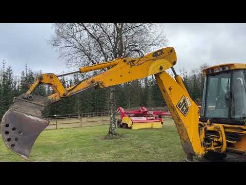 Video: JCB SRS backhoe with accessories 1