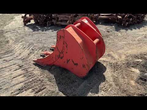 Trenching Bucket (D22) Miller Hitch - Image 2