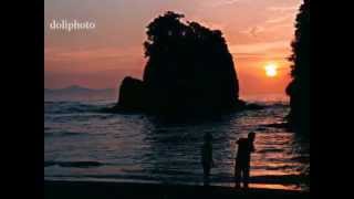 preview picture of video 'BERBURU SENJA DI PANTAI LICIN MALANG'