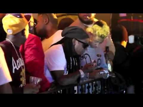 Video  Lil Wayne Brings In The New Year In Chicago With Birdman, Short Dawg, Mack Maine   Lil Twist!